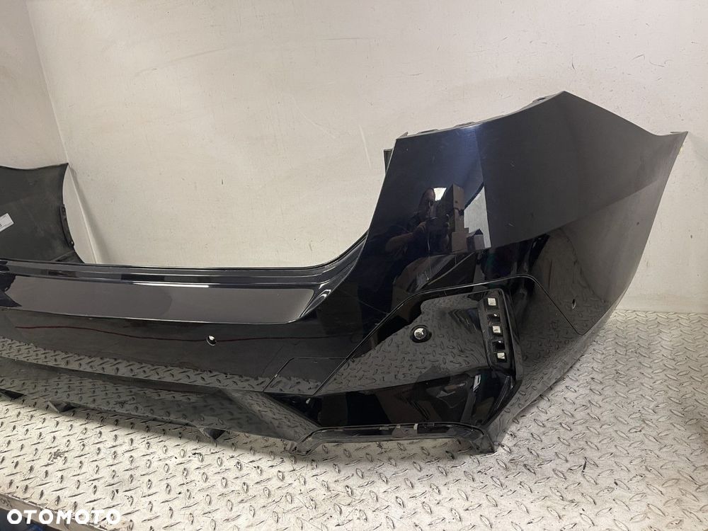 ŁADNY NIEUSZKODZONY ZDERZAK SPOILER TYLNY TYŁ BMW 5 KOMBI M-PAKIET G61 23-26 8084715 294 - 3