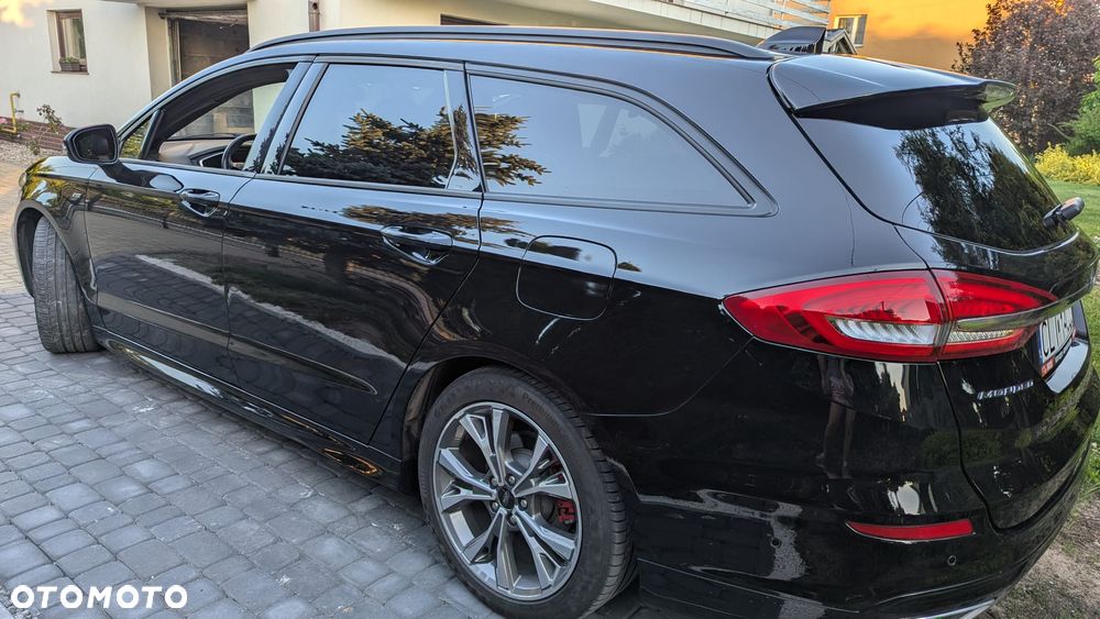Ford Mondeo - 28