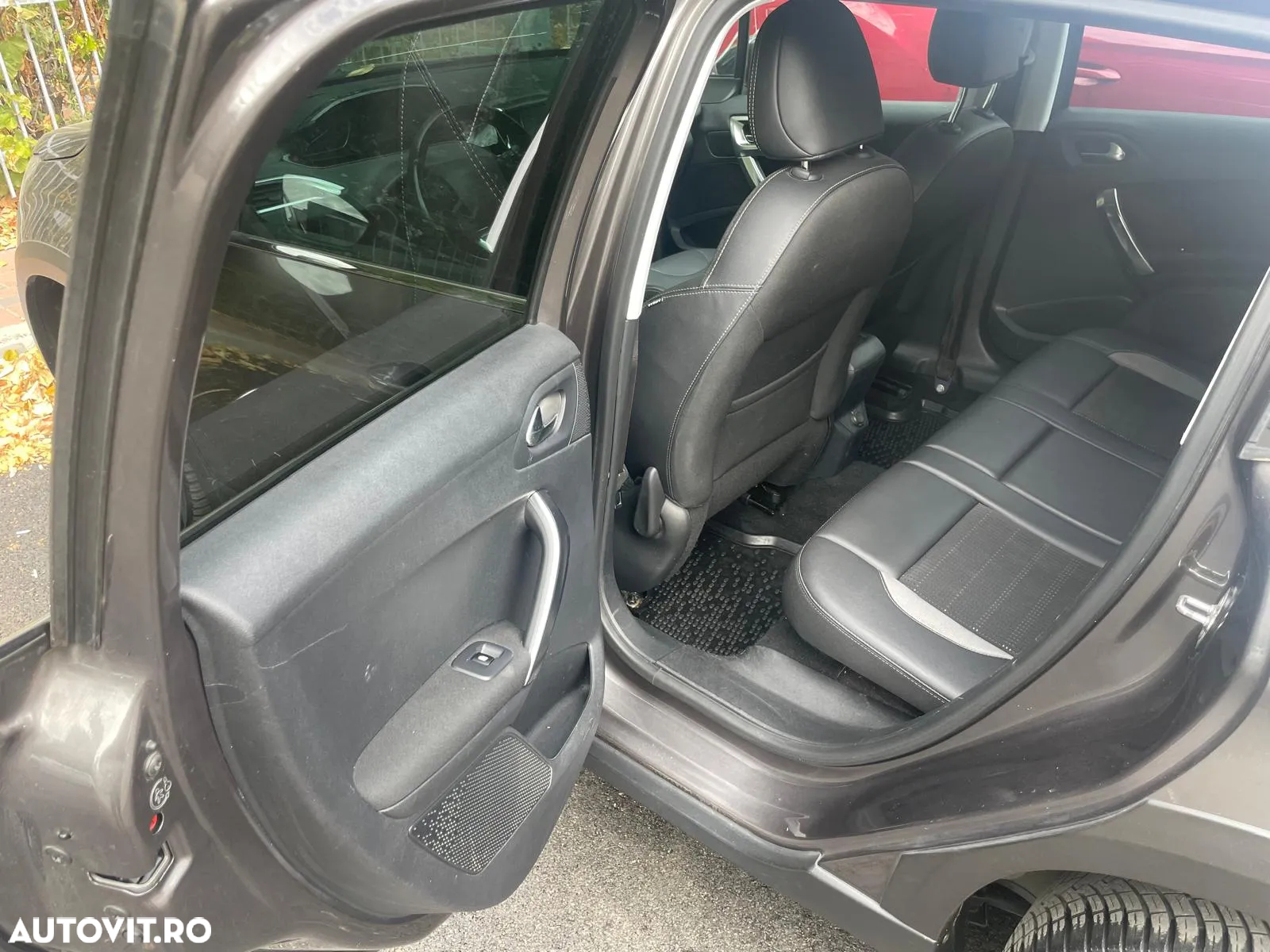 Peugeot 2008 PureTech 130 Stop&Start Allure - 11