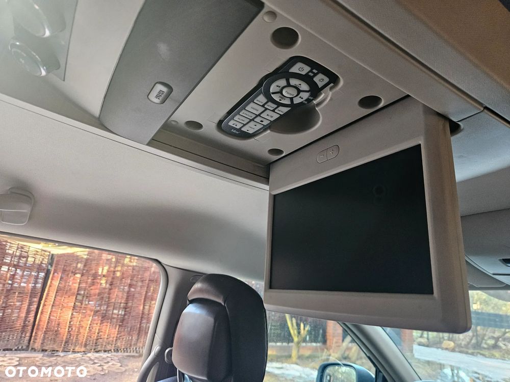 Lancia Voyager 3.6 Gold - 13