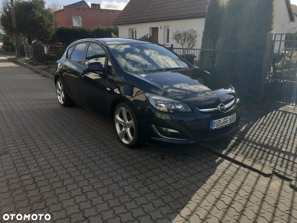 Opel Astra 1.4 Turbo - 1
