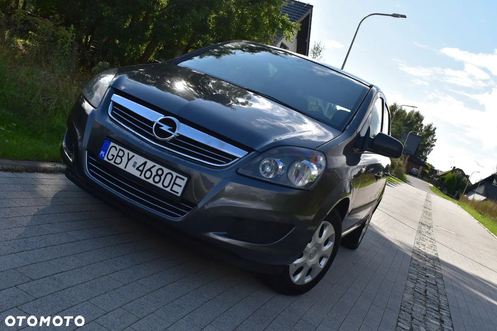 Opel Zafira 1.6 Enjoy - 28