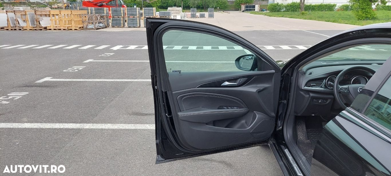 Opel Insignia - 10