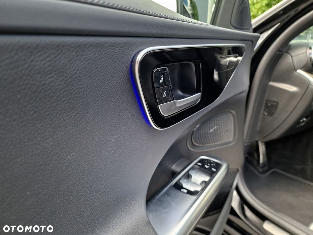 Mercedes-Benz Klasa C 300 d 9G-TRONIC - 20