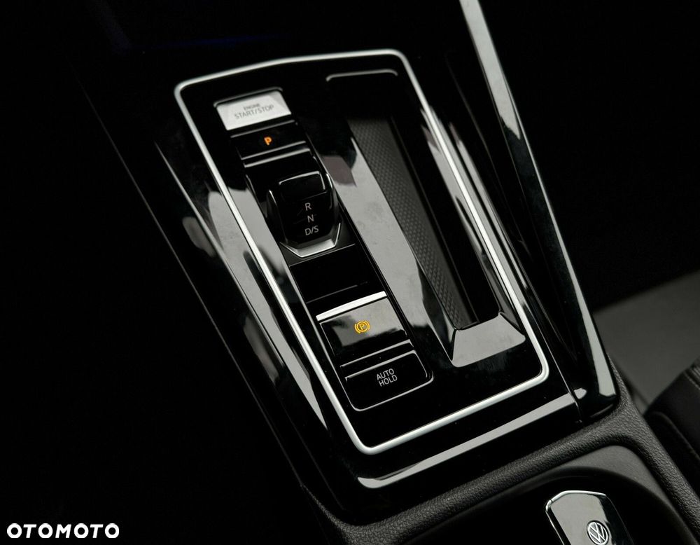 Volkswagen Golf - 27