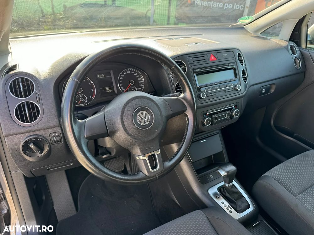 Volkswagen Golf Plus 1.6 Comfortline DSG - 28