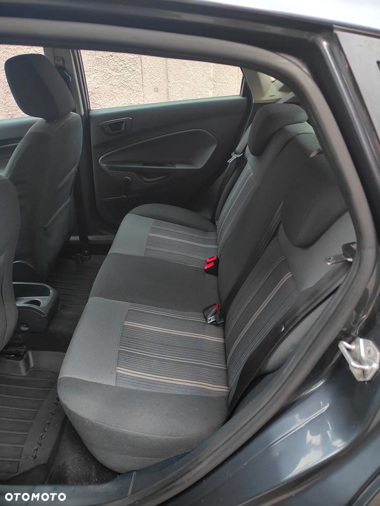 Ford Fiesta 1.4 TDCI - 13
