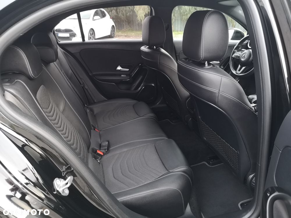 Mercedes-Benz Klasa A 180 d Edition 1 7G-DCT - 20