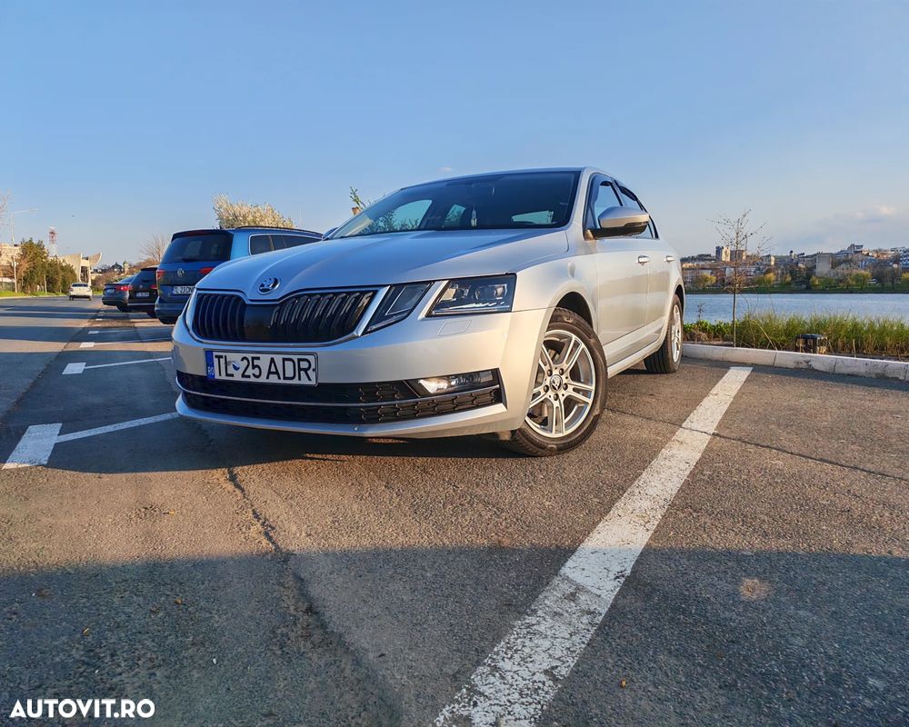 Skoda Octavia 2.0 TDI DSG Style - 21