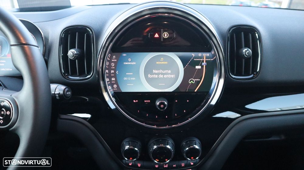 MINI Countryman Cooper SE ALL4 Auto - 27