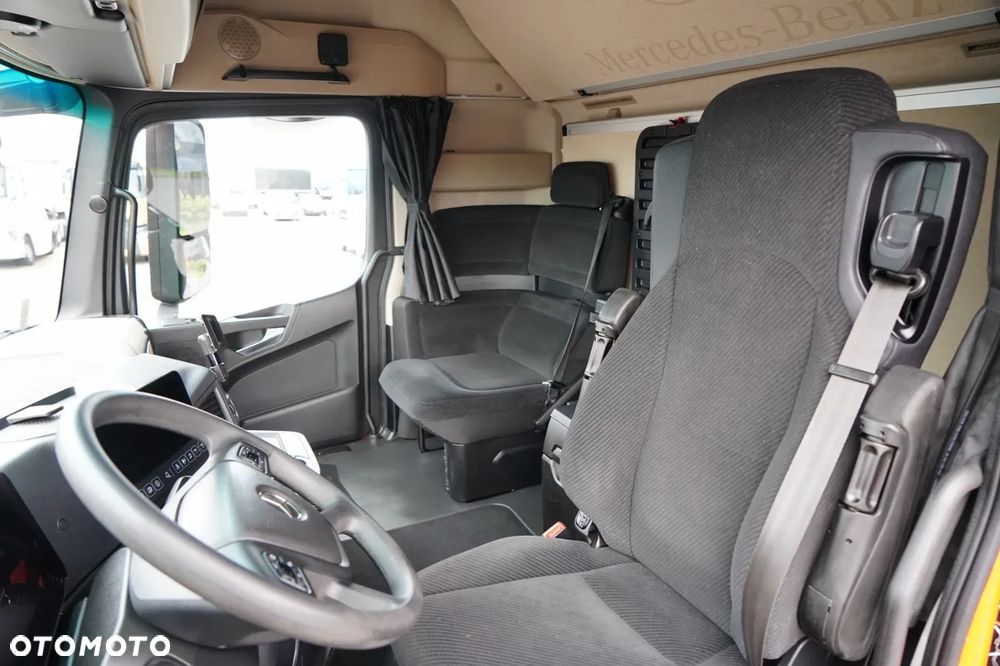 Mercedes-Benz ACTROS 1848 / PEŁNY ADR / SALONKA / STREAM SPACE - 25