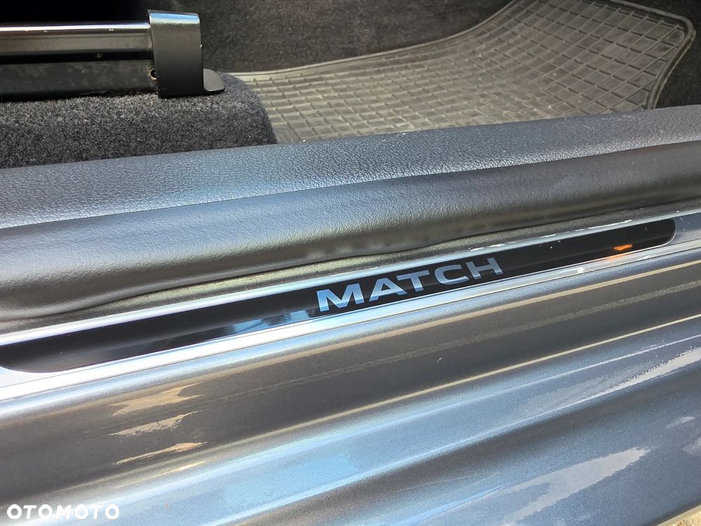 Volkswagen Golf Plus 1.6 TDI Comfortline - 38