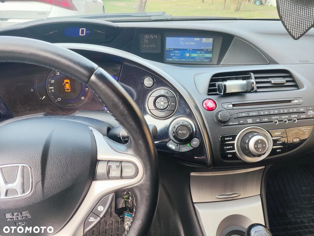 Honda Civic 1.8 Executive - 17