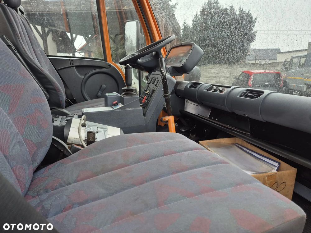 Unimog U400 Ciągnik - 8