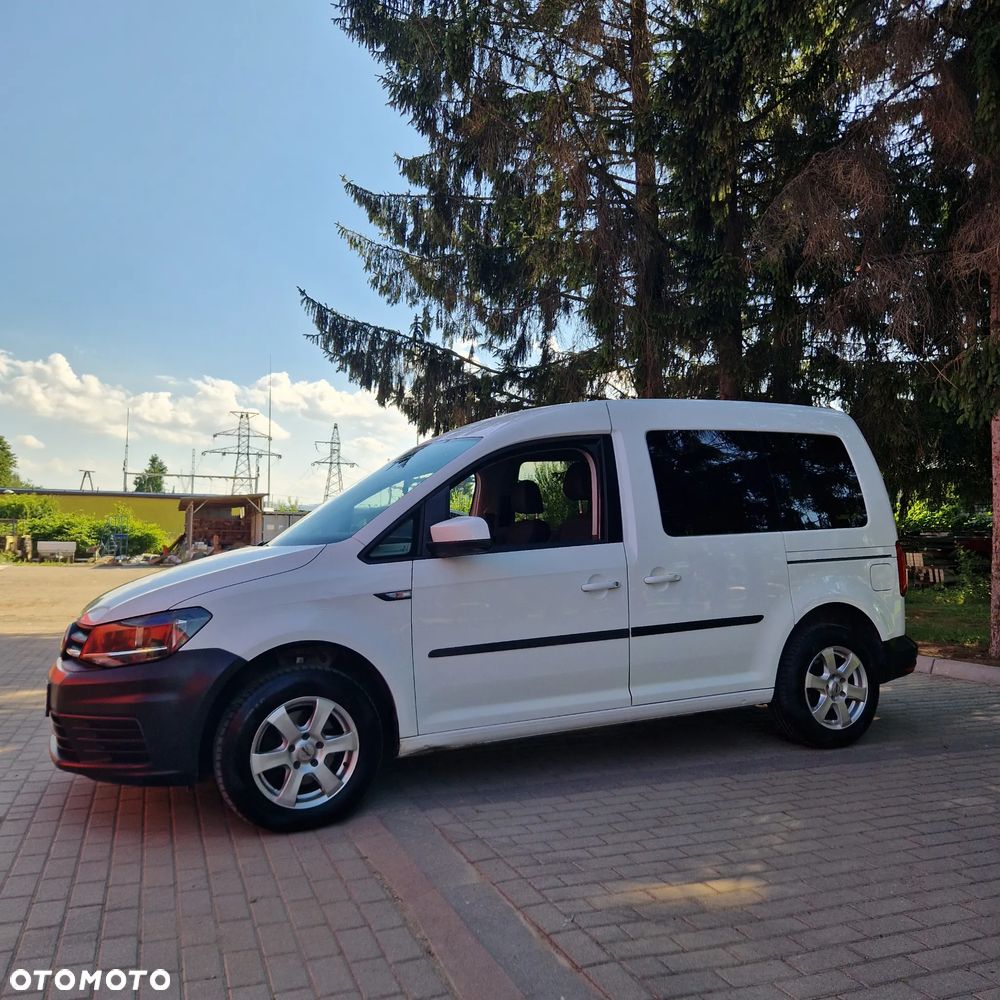 Volkswagen Caddy 2.0 TDI Comfortline - 24