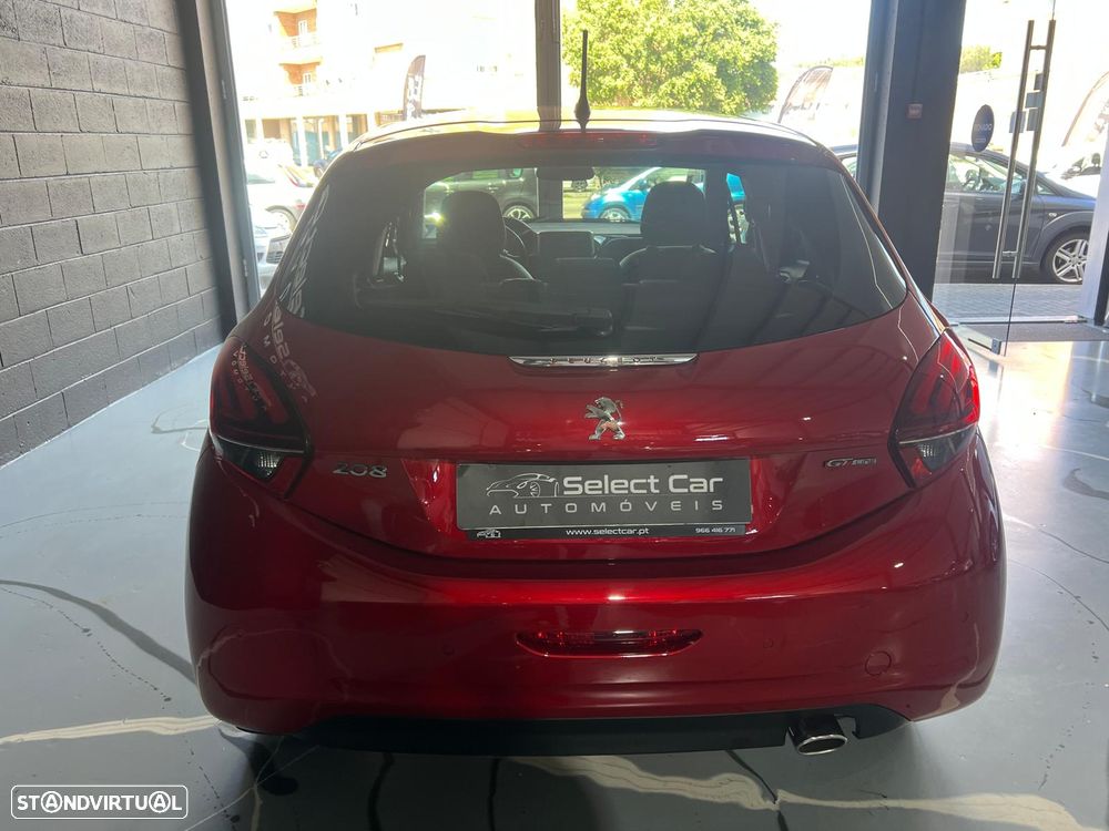 Peugeot 208 1.2 PureTech GT Line - 8