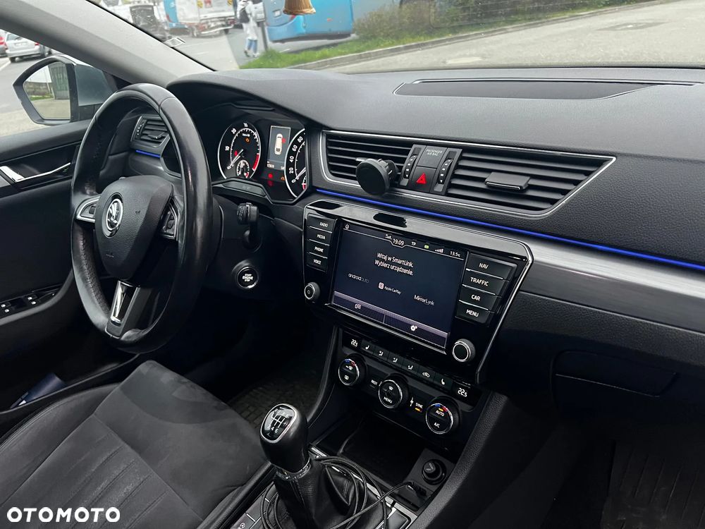 Skoda Superb 1.6 TDI GreenLine - 14