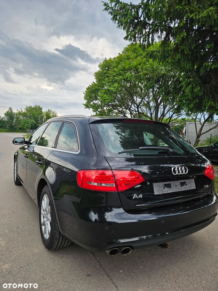 Audi A4 Avant 2.0 TDI - 5