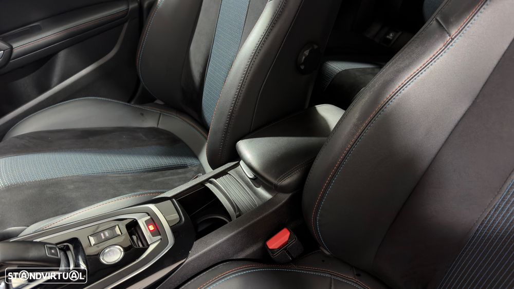 Peugeot 308 PureTech 130 GPF EAT8 Stop & Start Tech Edition - 17