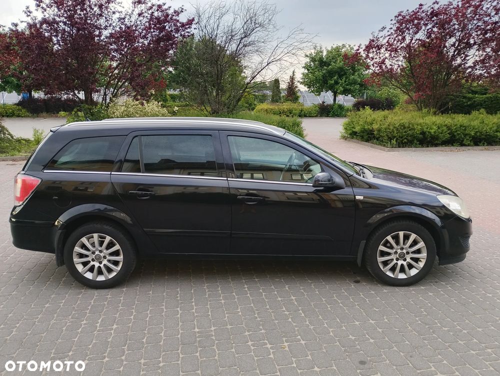 Opel Astra - 4