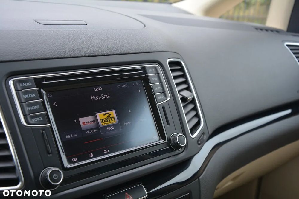 Volkswagen Sharan - 19