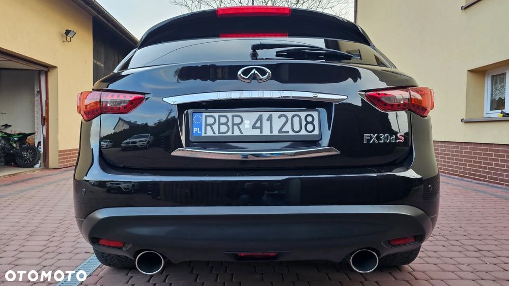 Infiniti FX FX30d S Premium - 23