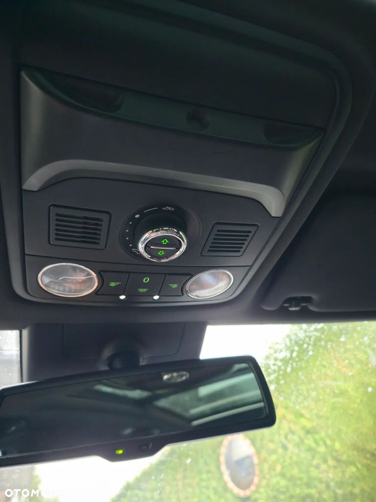 Skoda Octavia 2.0 TDI RS DSG - 15
