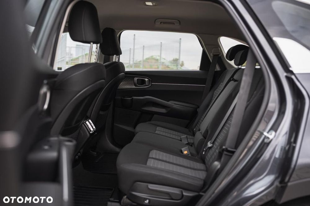 Kia Sorento - 29