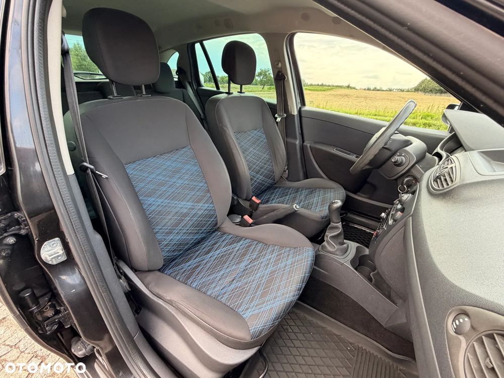 Renault Clio 1.2 TCE Alize - 9