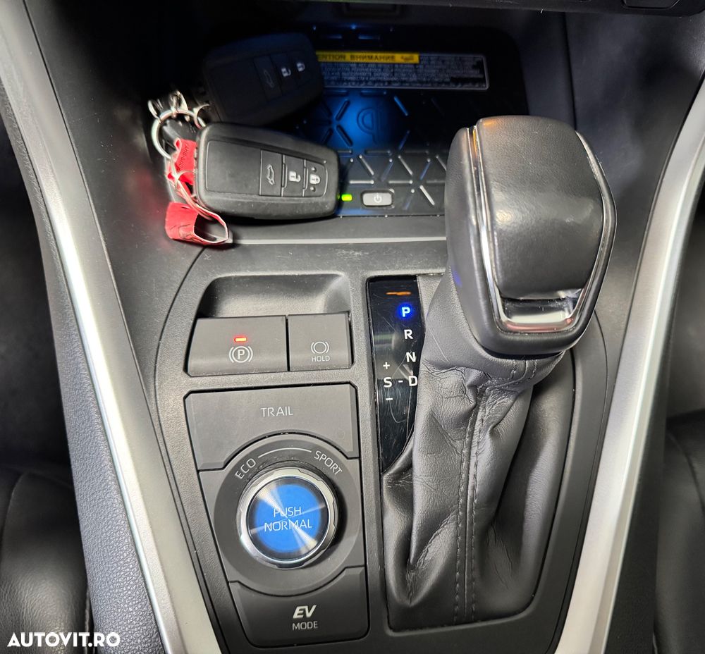 Toyota RAV4 2.5 4x4 Lounge - 13