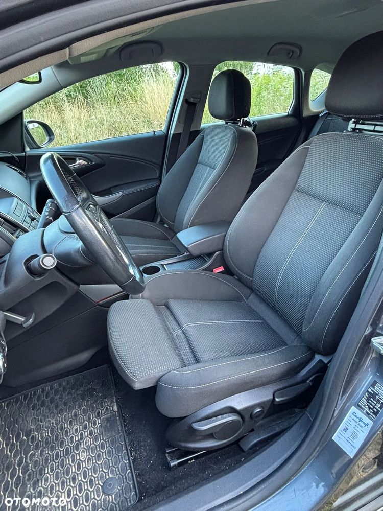 Opel Astra 1.6 Automatik Cosmo - 8