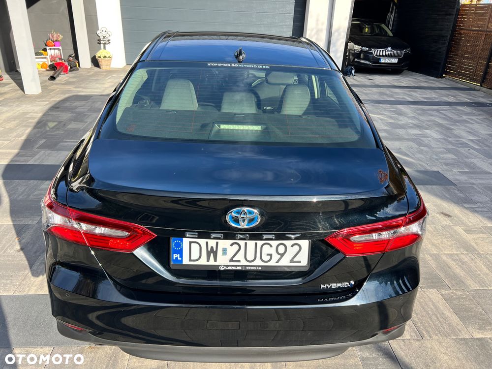 Toyota Camry 2.5 Hybrid Comfort CVT - 30