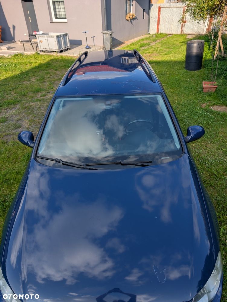 Volkswagen Passat - 4