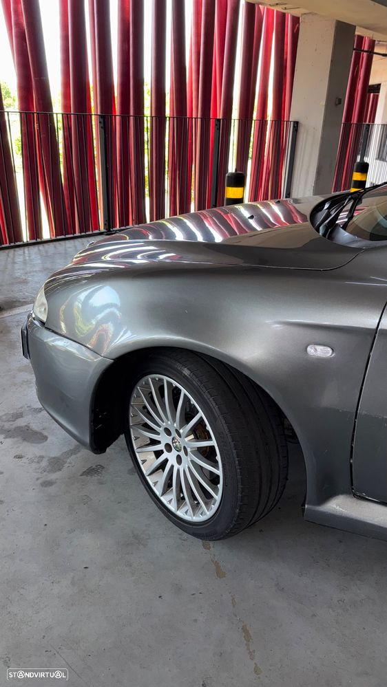 Alfa Romeo GT 1.9 JTD M-JET Progression - 3