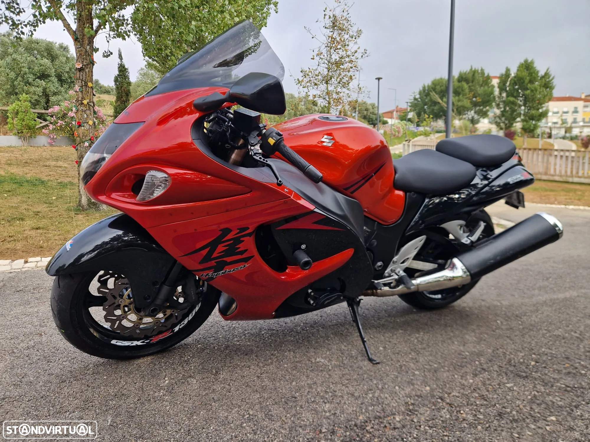 Suzuki Hayabusa 1300  Possível Financiamento - 2