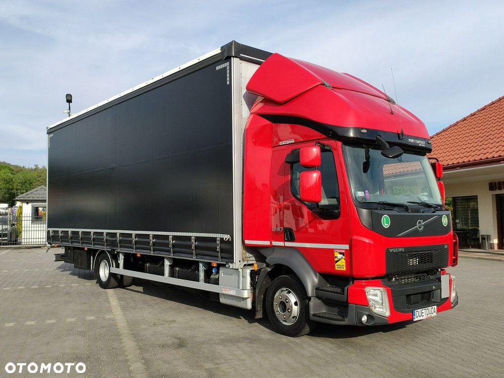 Volvo FL12.240 E6 Firana Tył Drzwi Dach Zsuwany Bogato Wyposażony !!! - 2