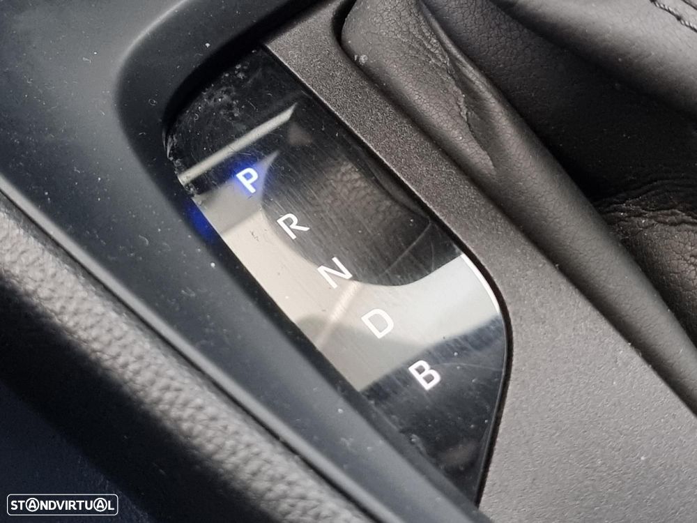 Toyota Yaris Cross 1.5 HDF Comfort - 28