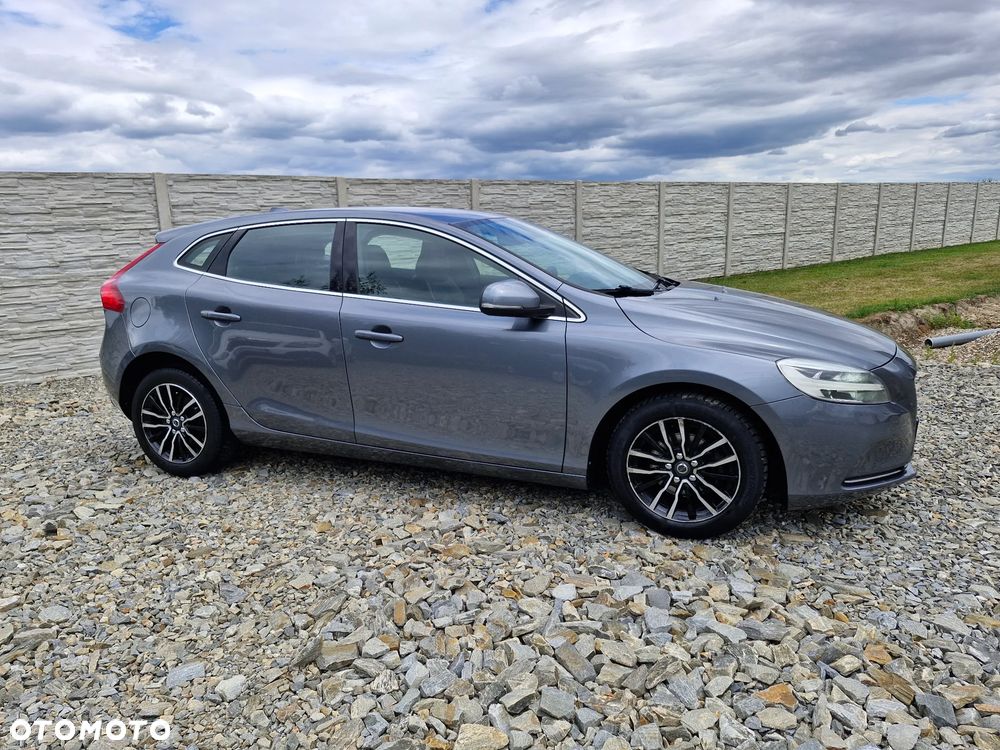 Volvo V40 D2 Inscription - 5