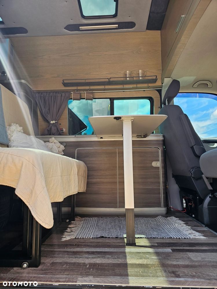Volkswagen TRANSPORTER - 5