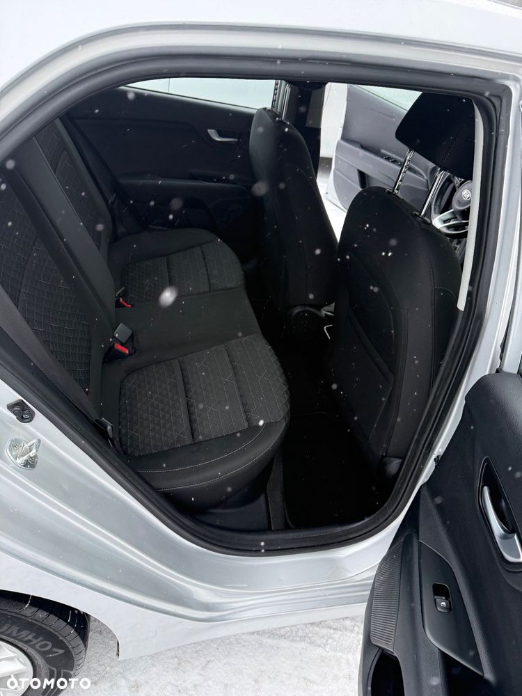 Kia Rio 1.2 Edition 7 - 9
