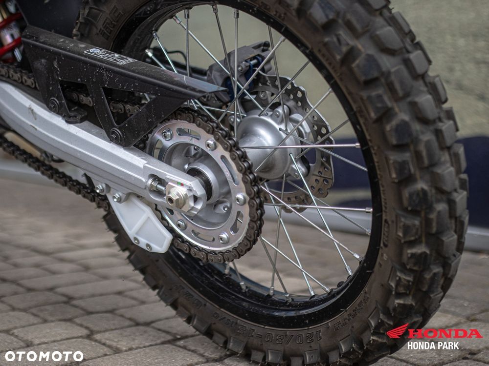 Honda CRF - 8