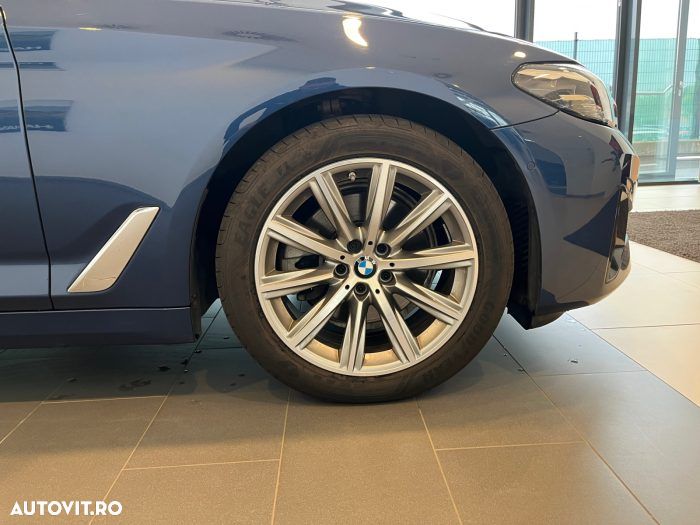 BMW Seria 5 520d AT MHEV - 18