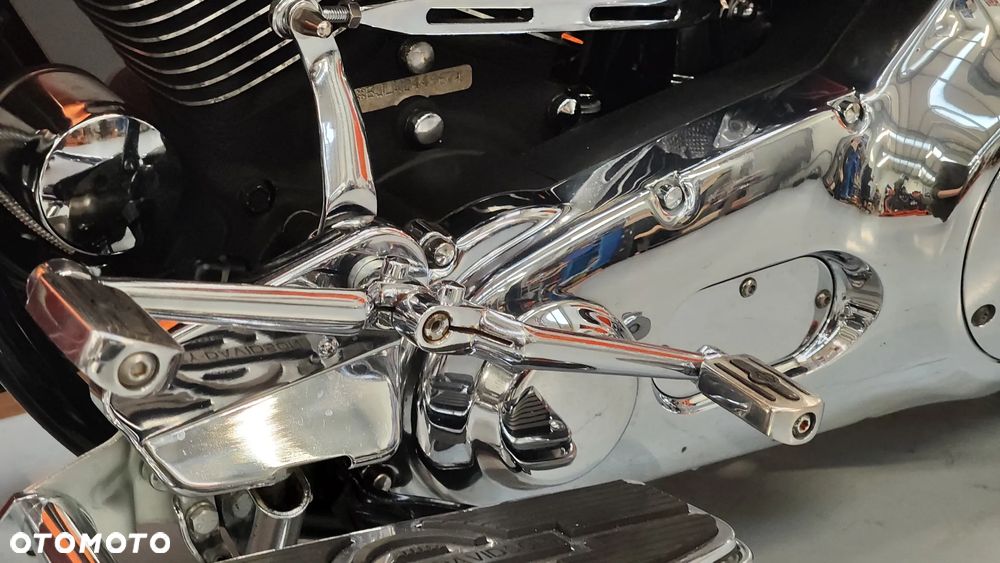 Harley-Davidson Softail Heritage Classic - 30