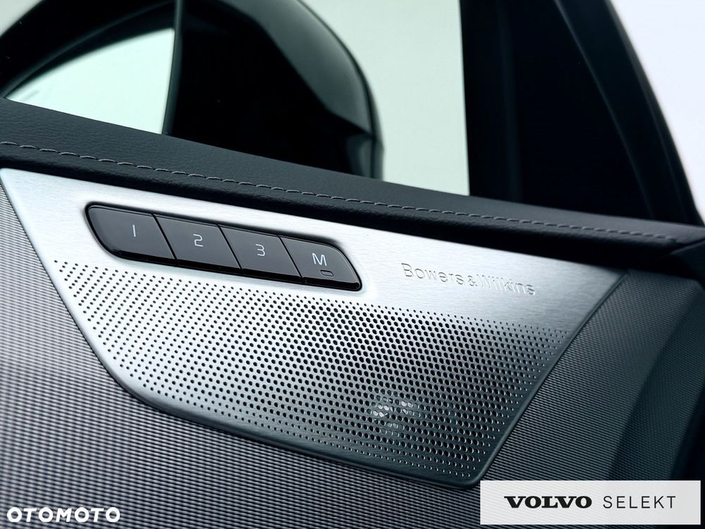 Volvo XC 90 - 24