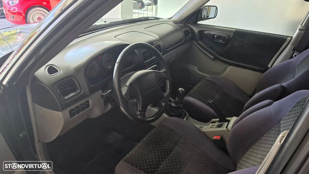 Subaru Forester 2.0 T XT - 37