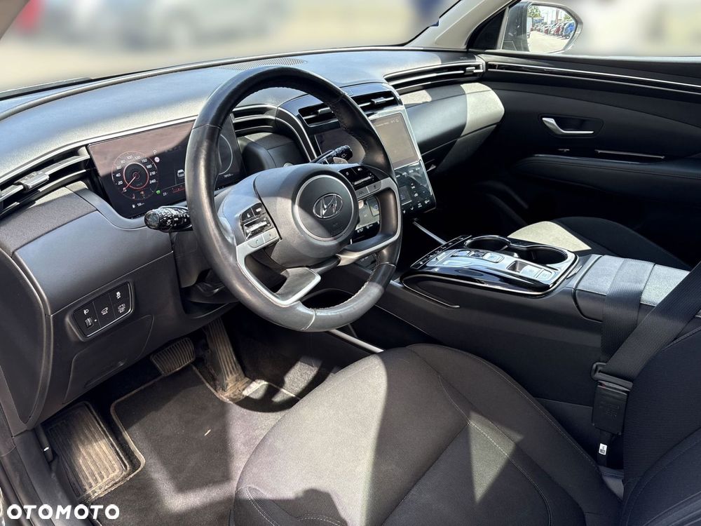 Hyundai Tucson 1.6 T-GDi HEV Executive 2WD - 9