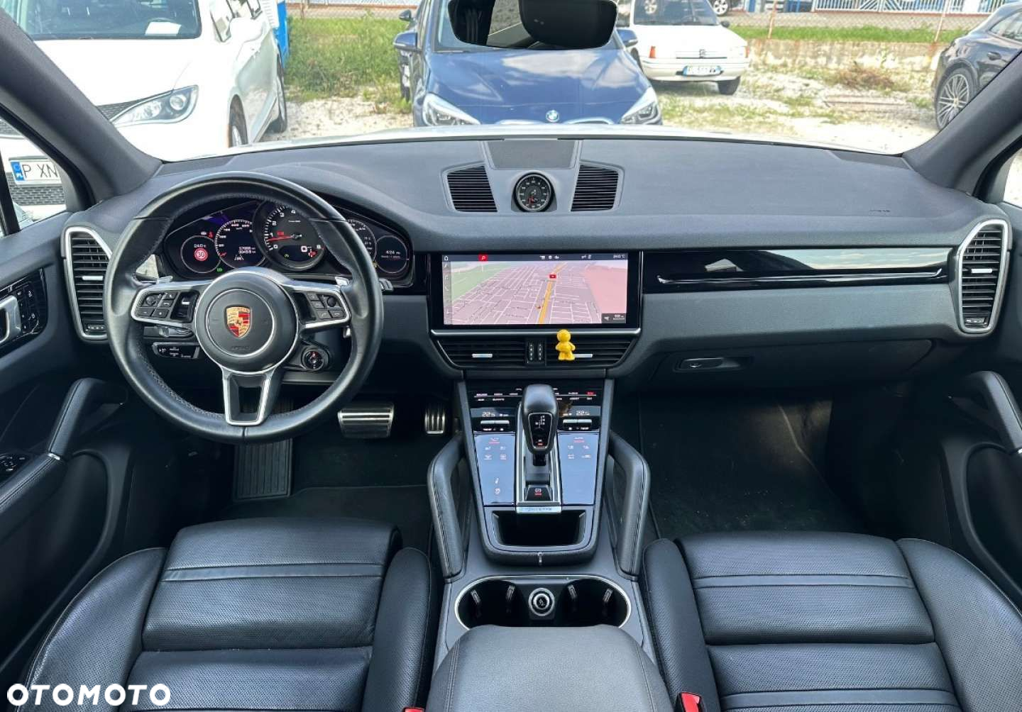 Porsche Cayenne - 13
