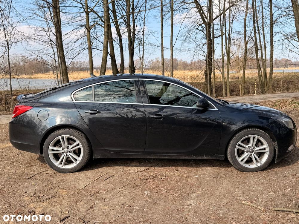 Opel Insignia 2.0 T Cosmo 4x4 - 3
