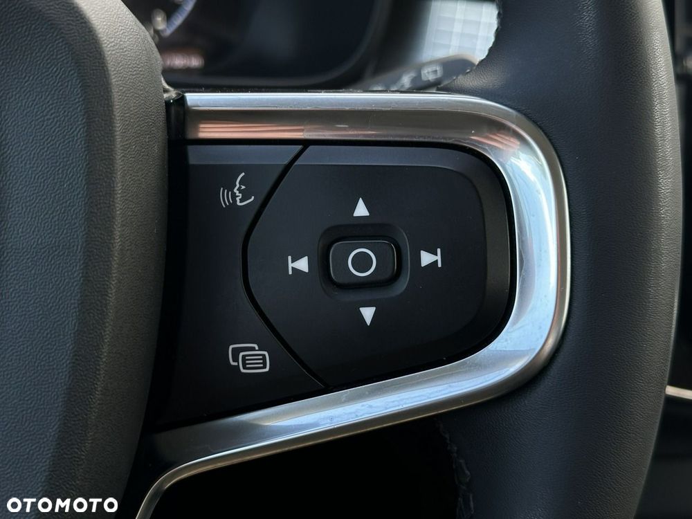Volvo XC 40 T4 Recharge DKG Inscription Expression - 26