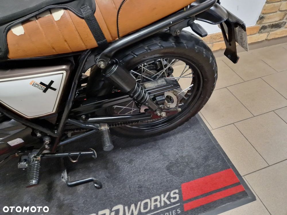 Brixton Cromwell - 28